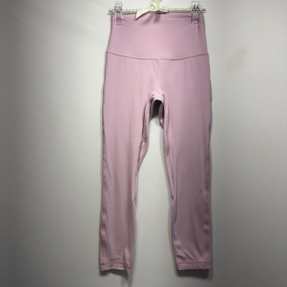 Women's Lululemon Align High Rise Crop 23" Leggings, Size 4
